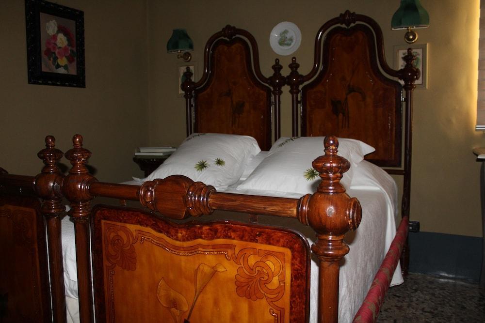 Kemmare Bed and Breakfast Riposto Eksteriør billede